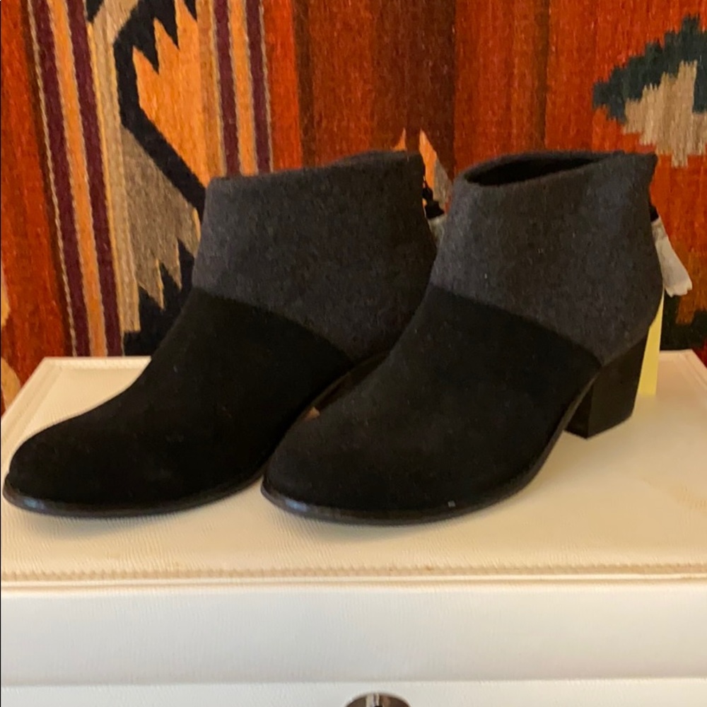 Toms black and grey booties